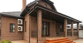 Строительство домов из кирпича с мансардой в Городце | от 3639 рублей